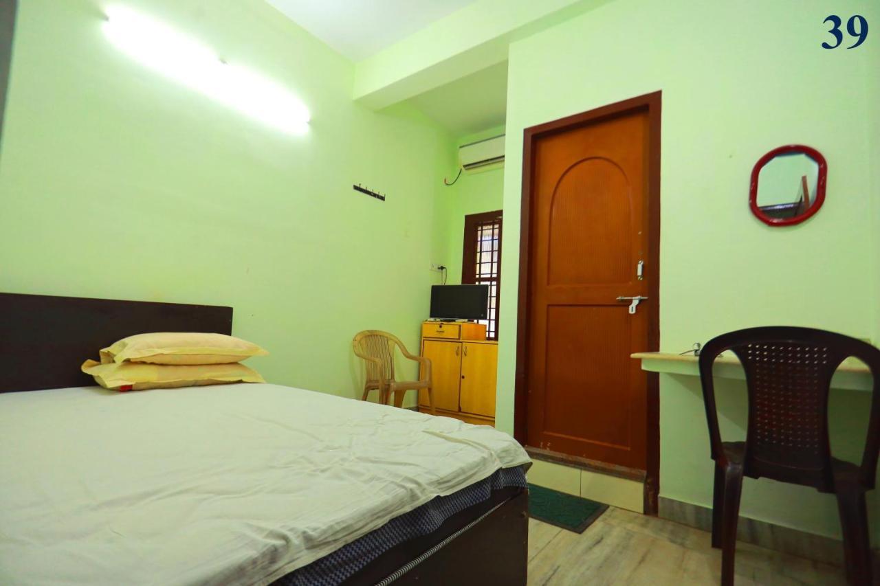 Arackal Tourist Home Tripunithura Eksteriør bilde